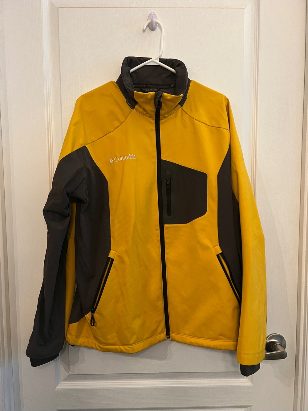 Columbia Yellow and Black Performance Softshell Jacket